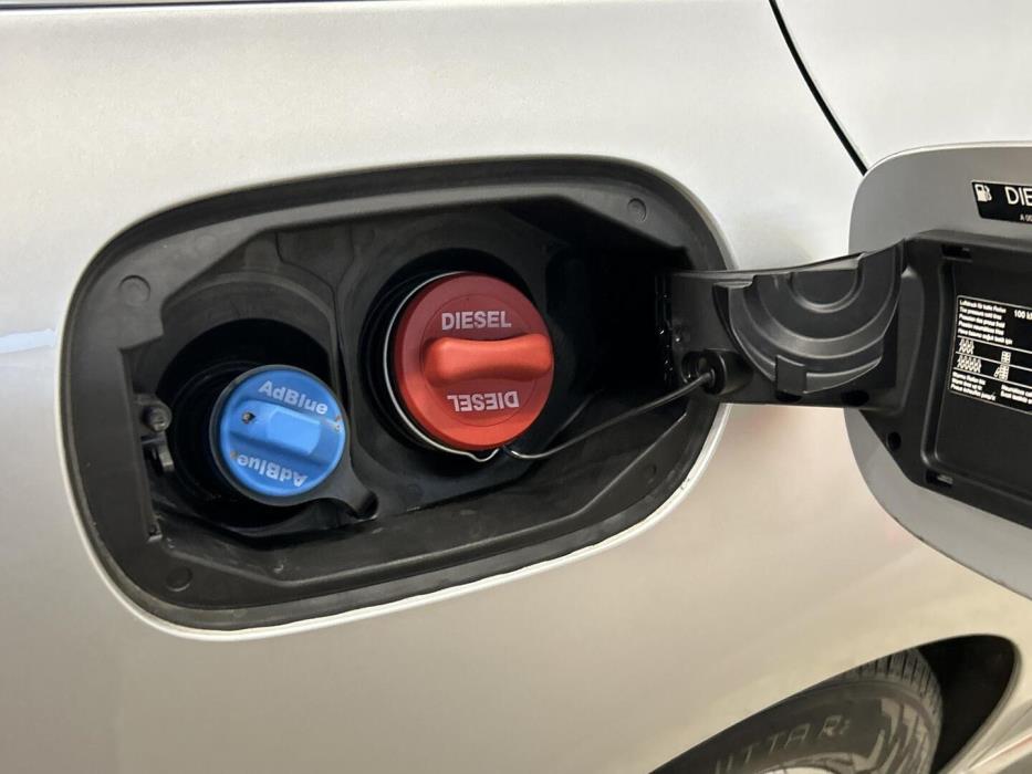 MERCEDES-BENZ C 2016