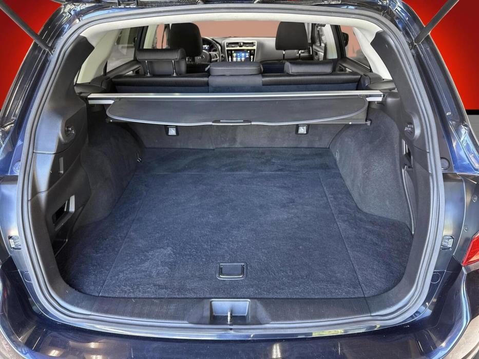 SUBARU Outback 2021
