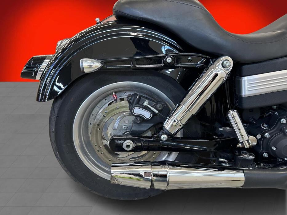 HARLEY-DAVIDSON DYNA 2009