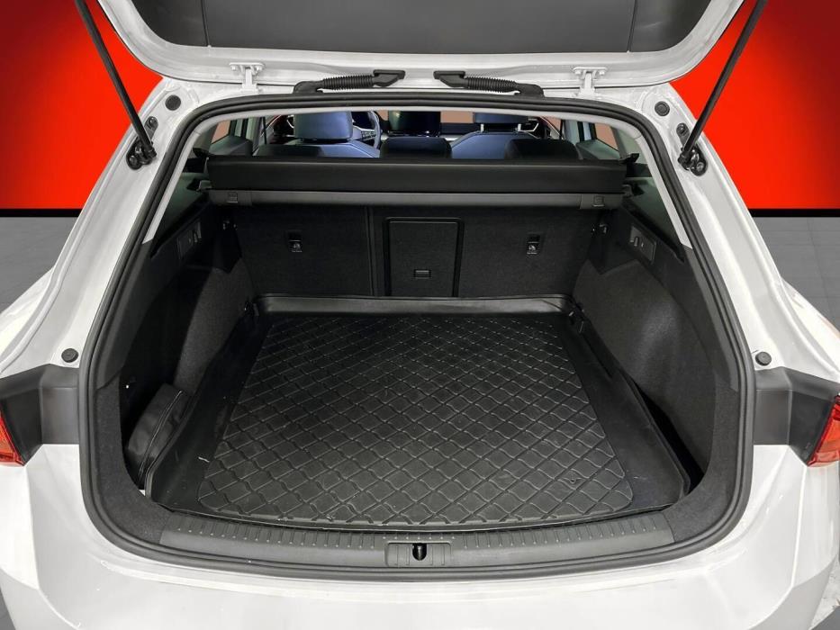 SEAT LEON SPORTSTOURER 2023