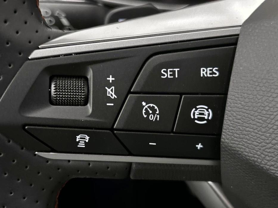 SEAT LEON SPORTSTOURER 2023