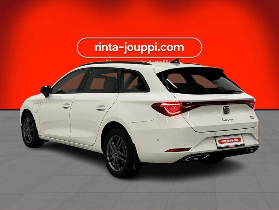 SEAT LEON SPORTSTOURER 2023