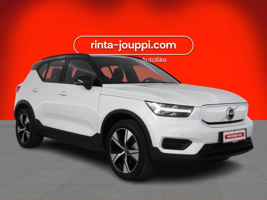 VOLVO XC40 2022