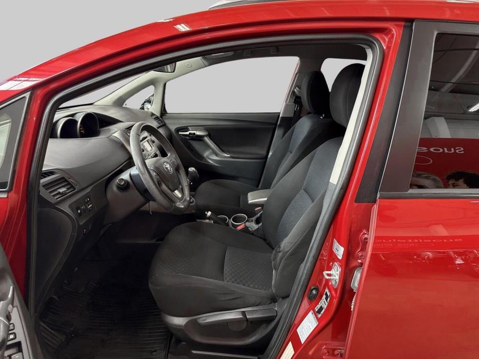 TOYOTA Verso 2010