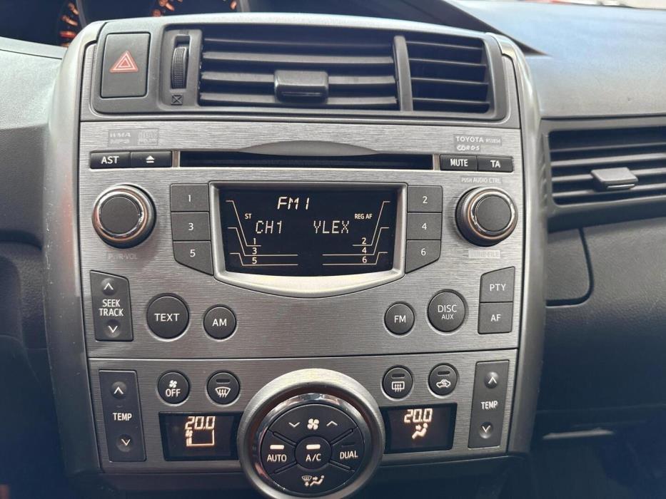 TOYOTA Verso 2010