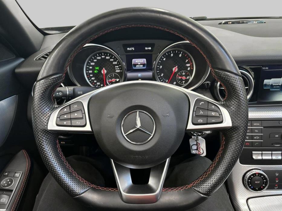 MERCEDES-BENZ SLC 2016