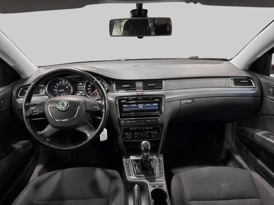SKODA Superb 2009
