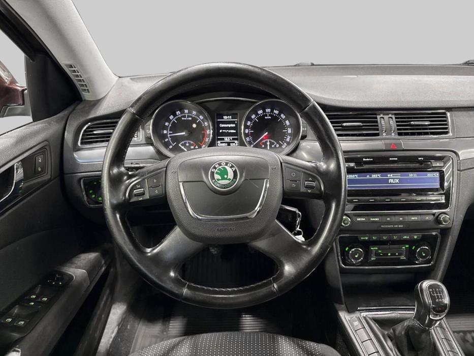 SKODA Superb 2009