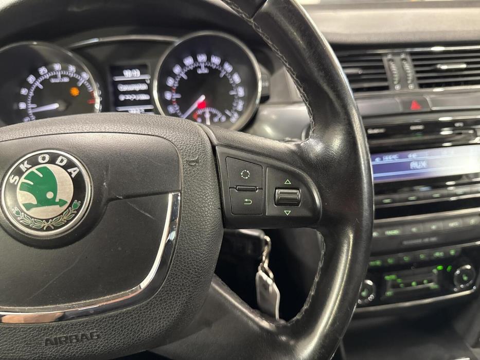 SKODA Superb 2009