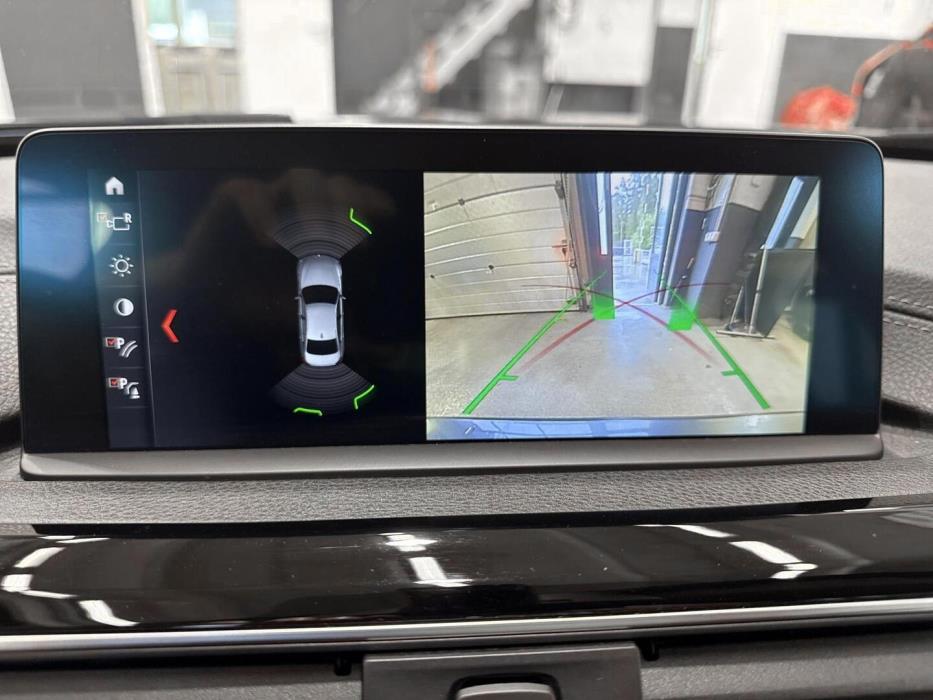 BMW 330 2018