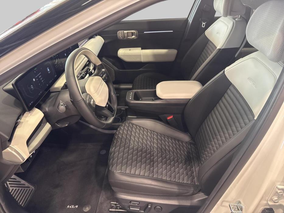 KIA EV4 2026