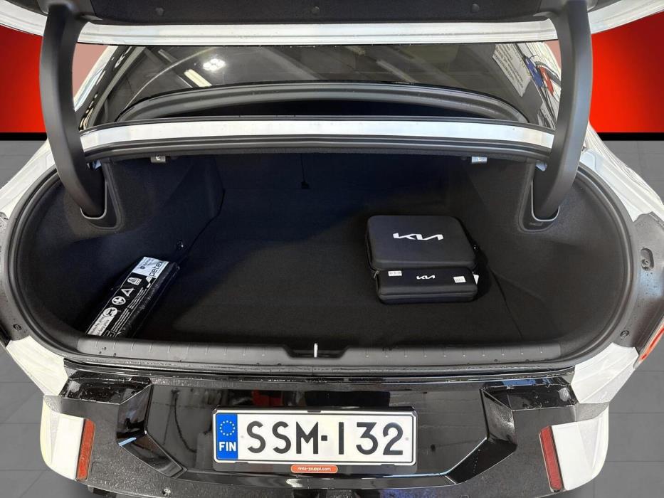 KIA EV4 2026