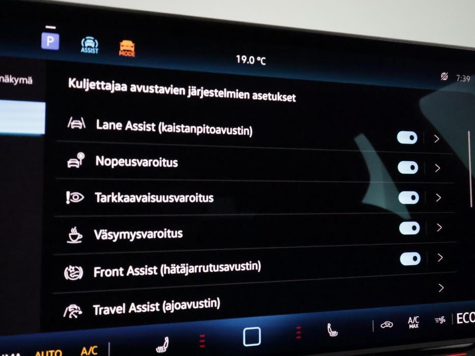 VOLKSWAGEN ID.7 2025