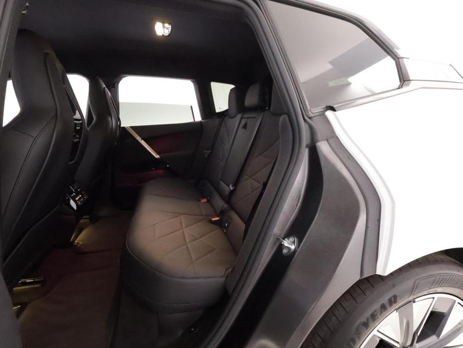 BMW IX 2022