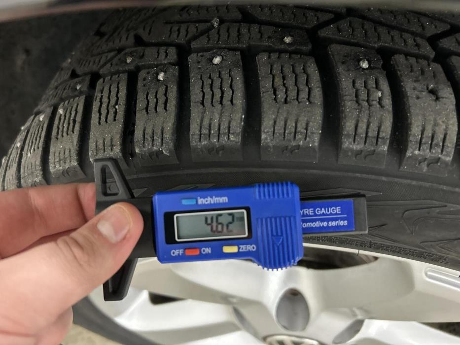 VOLKSWAGEN Scirocco 2011