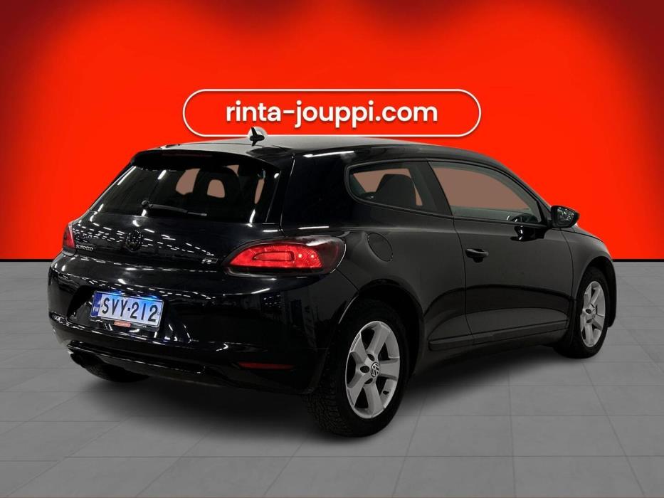 VOLKSWAGEN Scirocco 2011