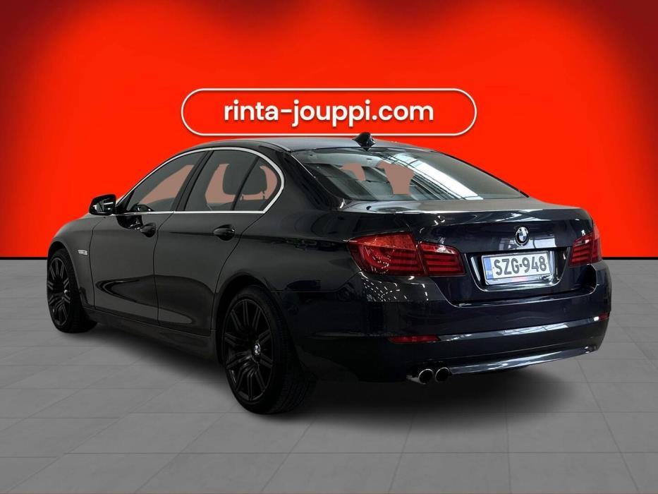 BMW 530 2011