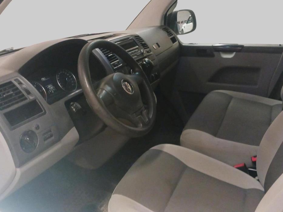 VOLKSWAGEN Transporter 2014