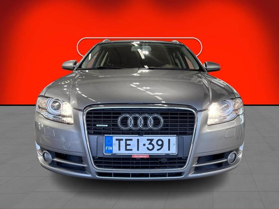 AUDI A4 2005