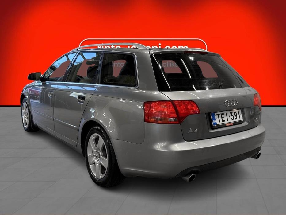 AUDI A4 2005