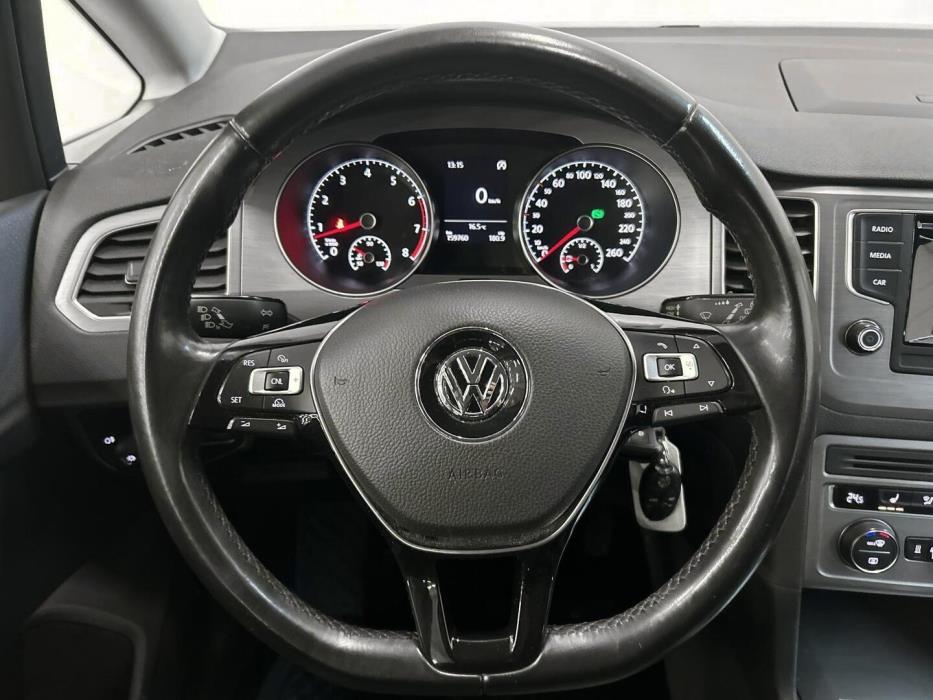 VOLKSWAGEN Golf Sportsvan 2015