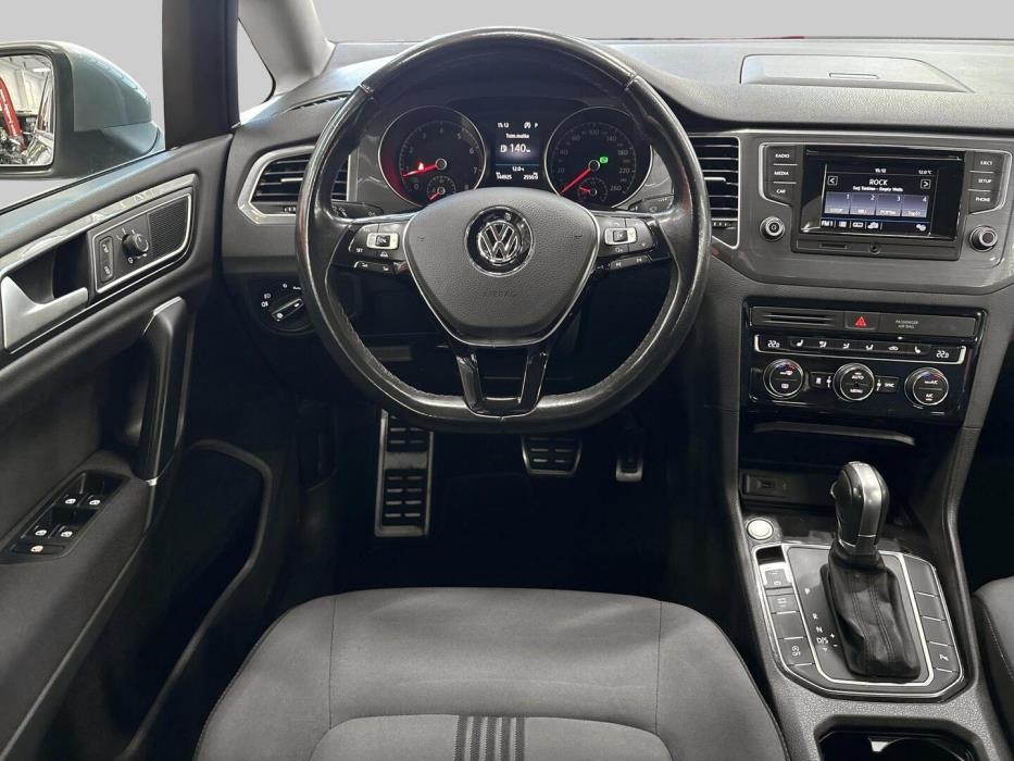 VOLKSWAGEN Golf Sportsvan 2016