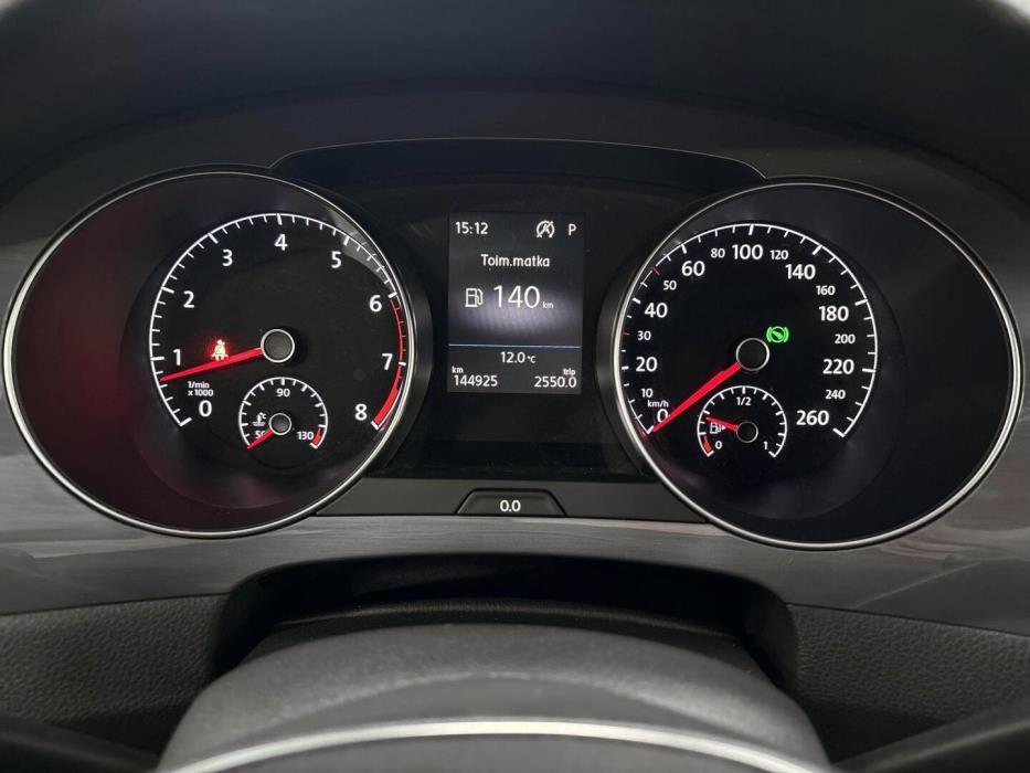 VOLKSWAGEN Golf Sportsvan 2016