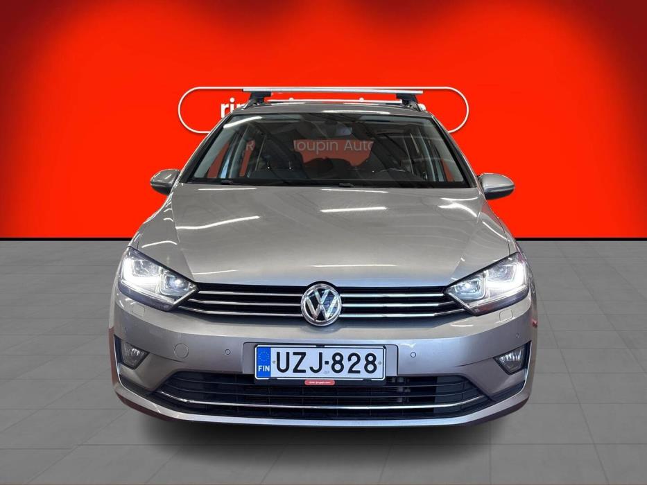 VOLKSWAGEN Golf Sportsvan 2016