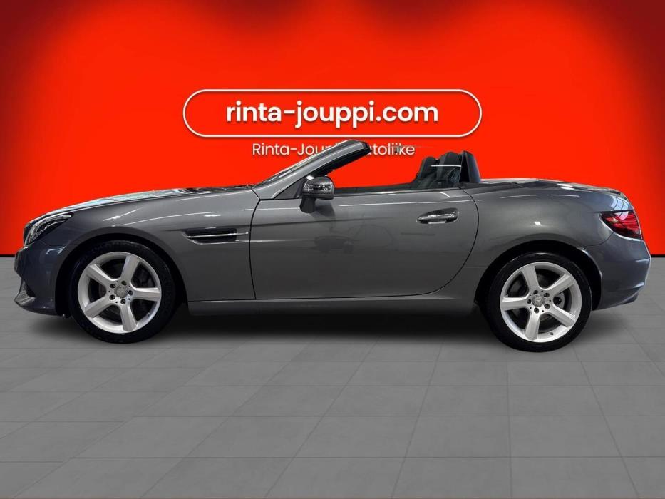 MERCEDES-BENZ SLC 2017