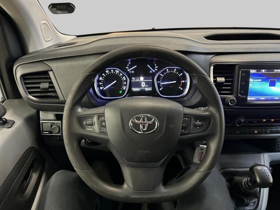 TOYOTA Proace 2017