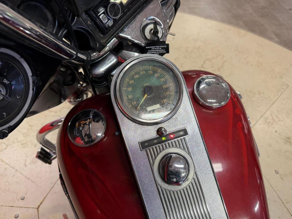 HARLEY-DAVIDSON TOURING 2003