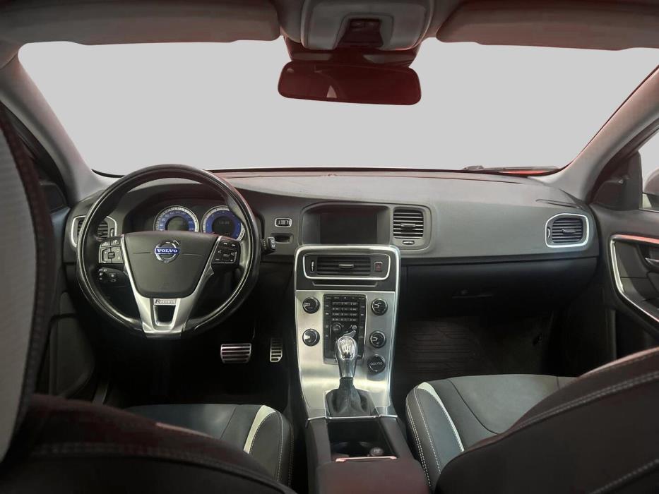 VOLVO V60 2013