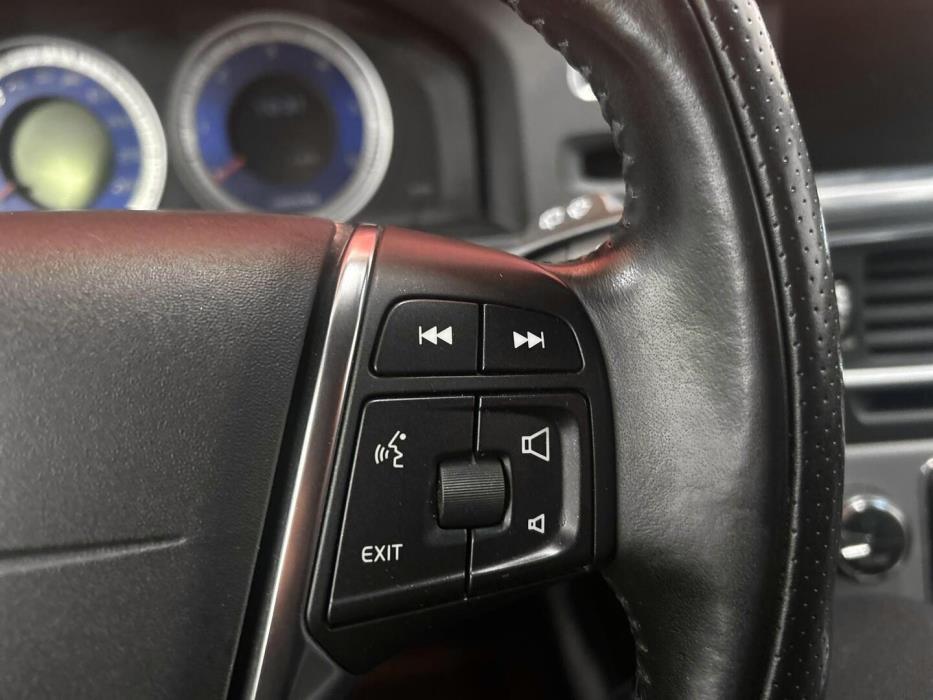 VOLVO V60 2013