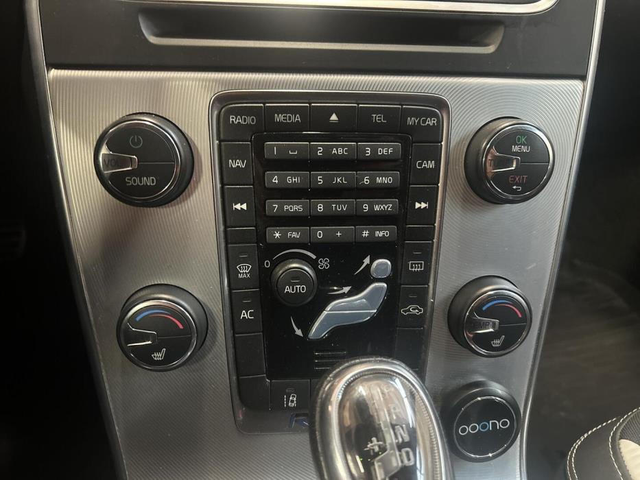 VOLVO V60 2013