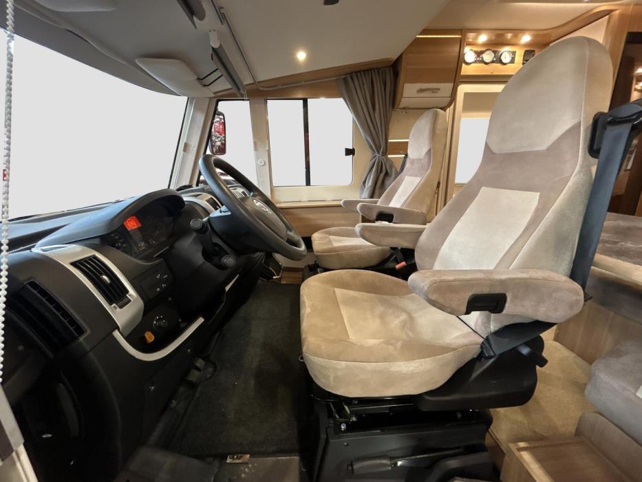 DETHLEFFS ADVANTAGE I7051 2017