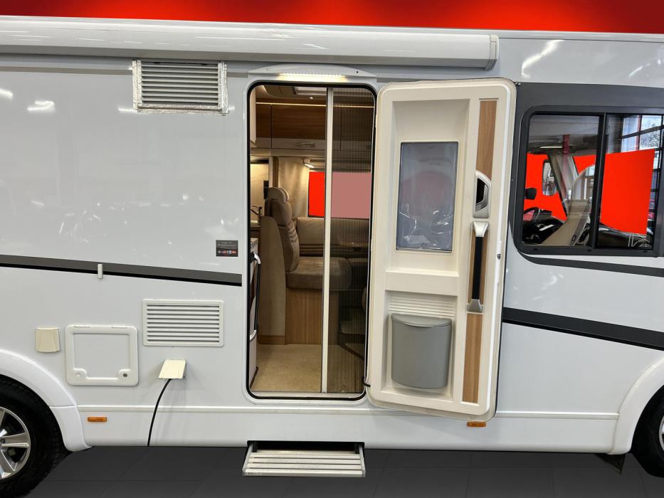 DETHLEFFS ADVANTAGE I7051 2017