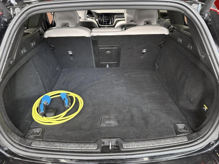 VOLVO V60 2019