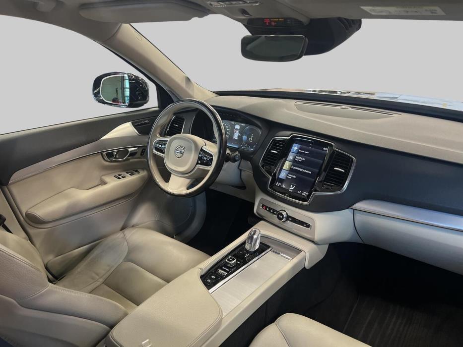 VOLVO XC90 2016