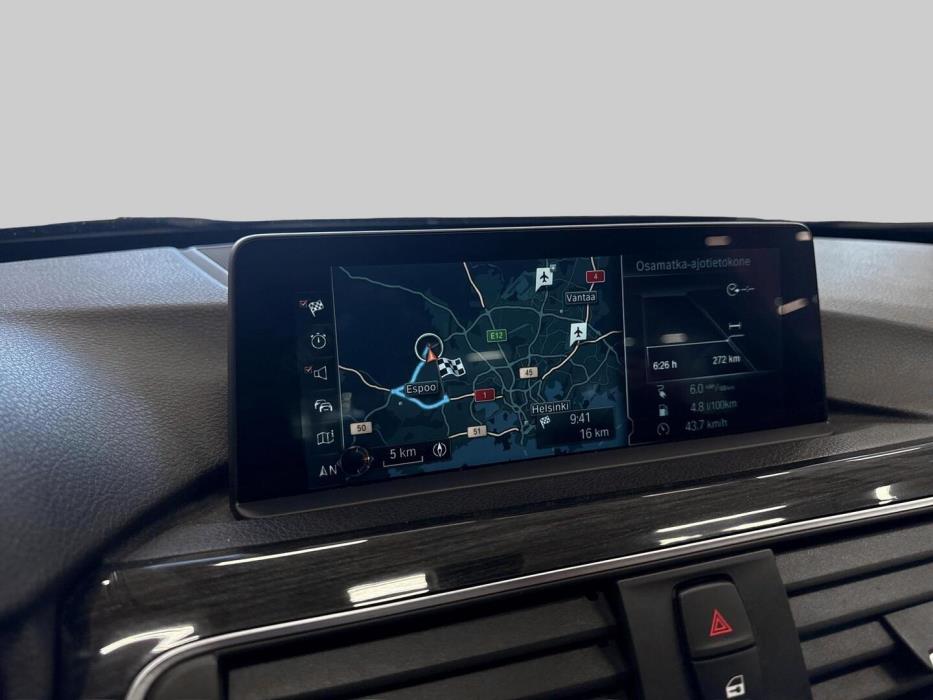 BMW 330 2016