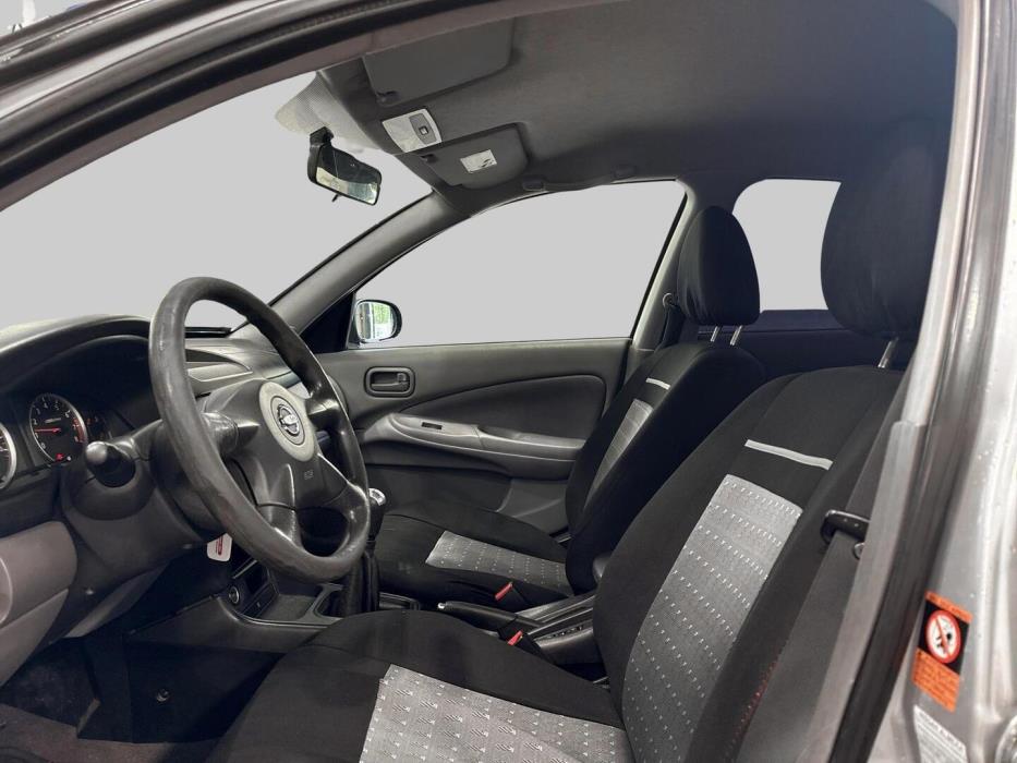 NISSAN Almera 2003