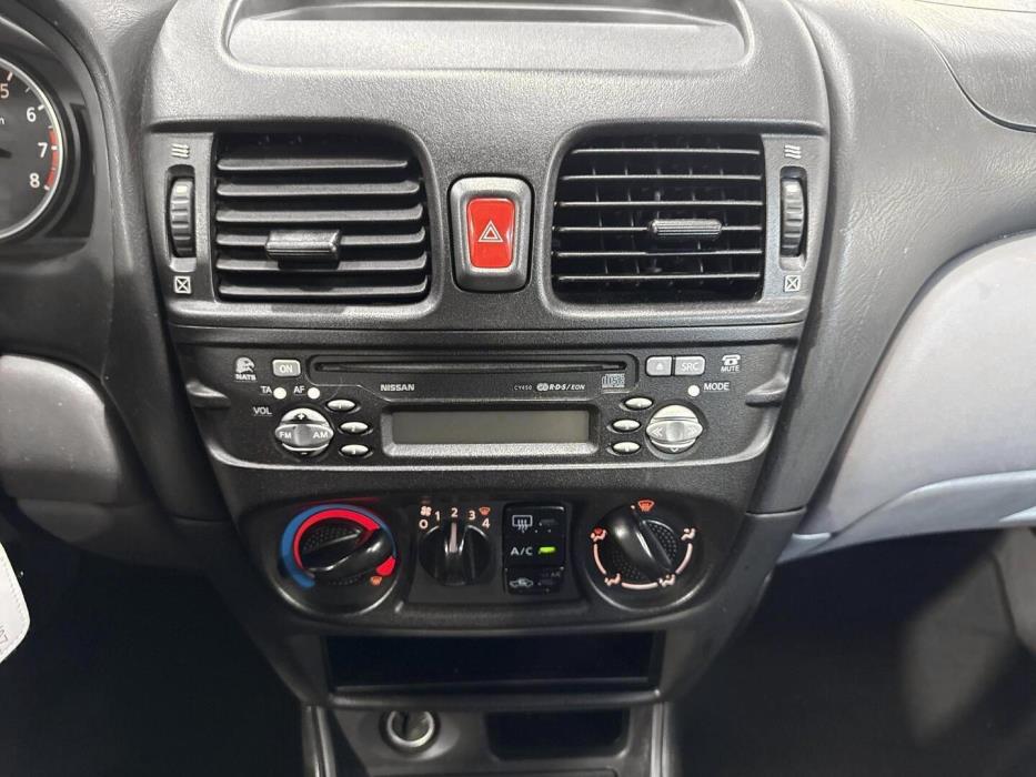 NISSAN Almera 2003
