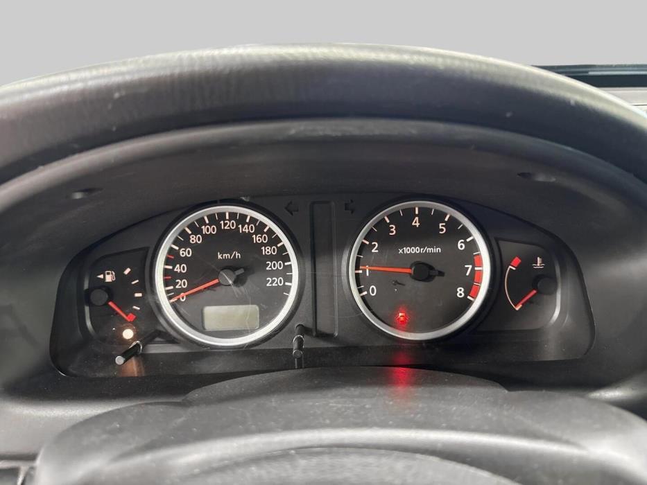 NISSAN Almera 2003