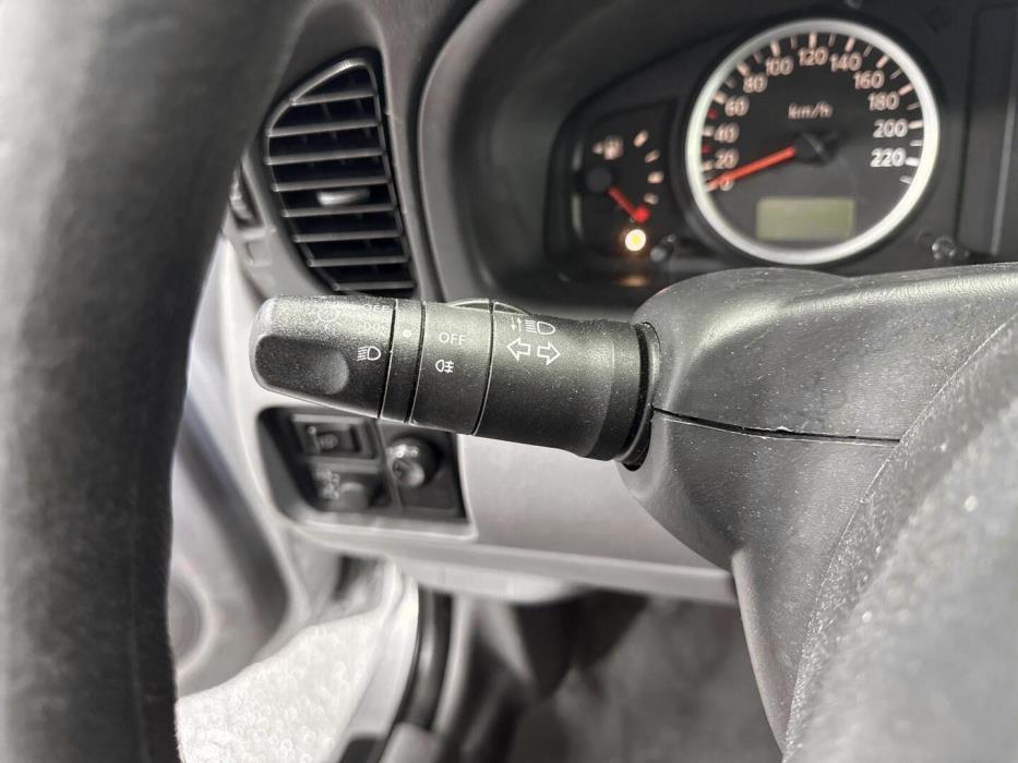 NISSAN Almera 2003