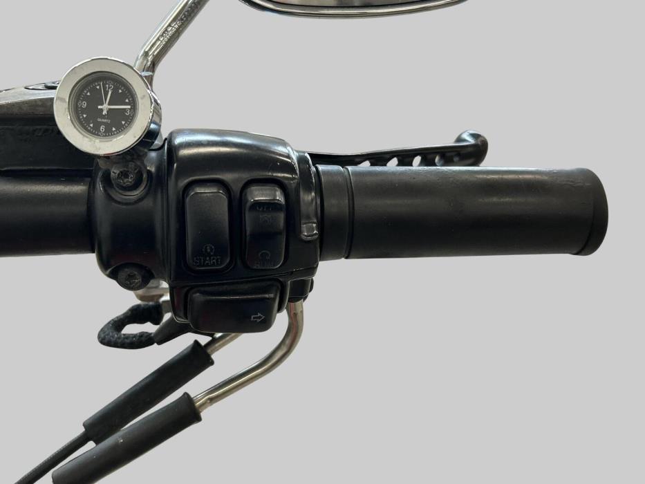 HARLEY-DAVIDSON DYNA 2008