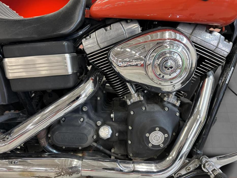 HARLEY-DAVIDSON DYNA 2008