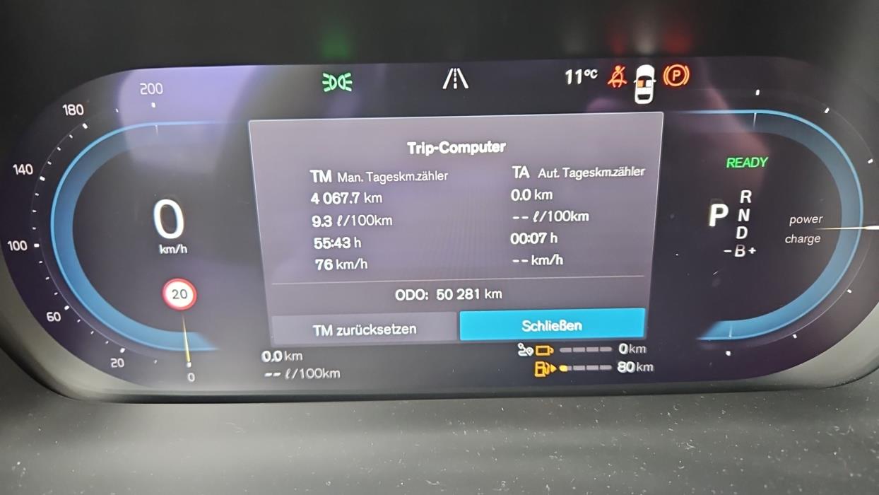 VOLVO V90 2023