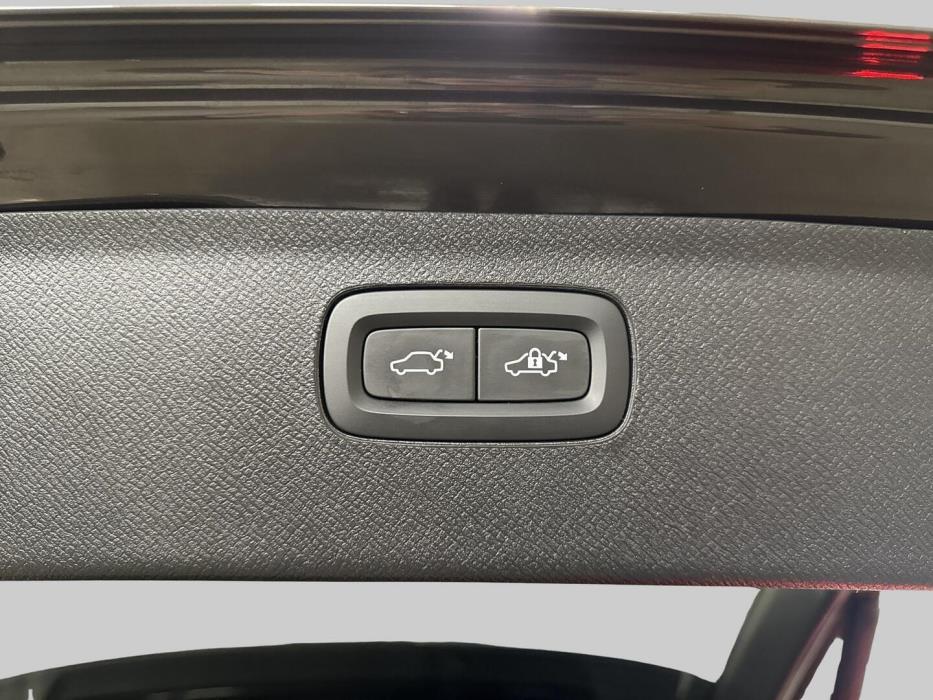 VOLVO XC90 2024