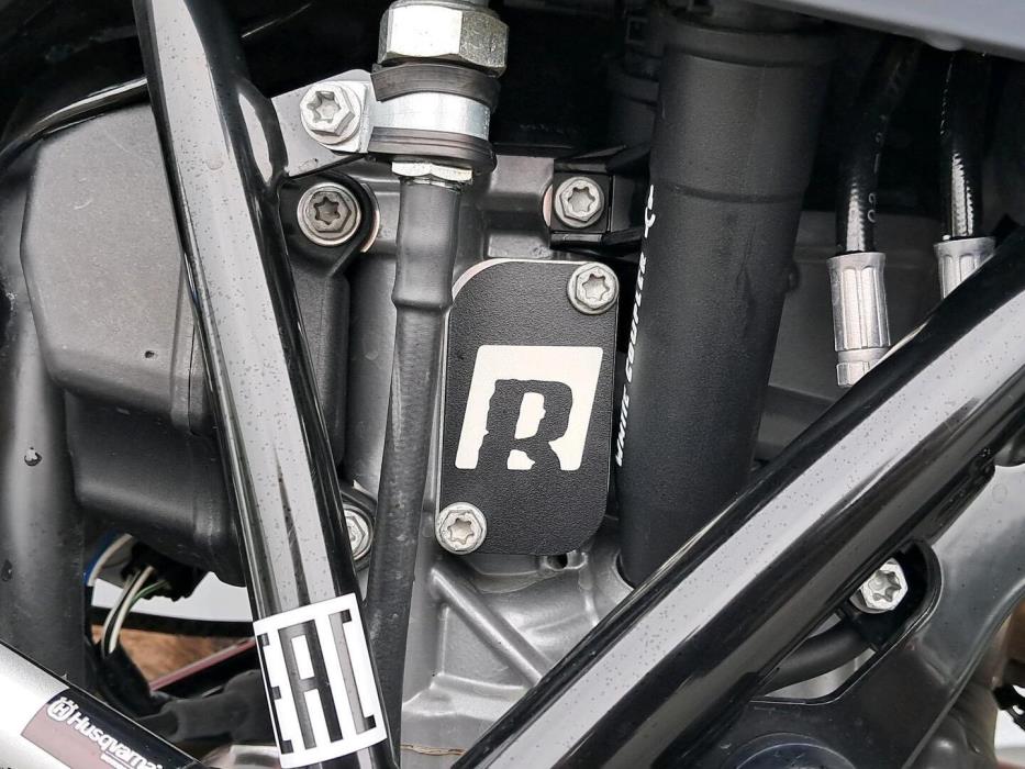 HUSQVARNA 701 2021