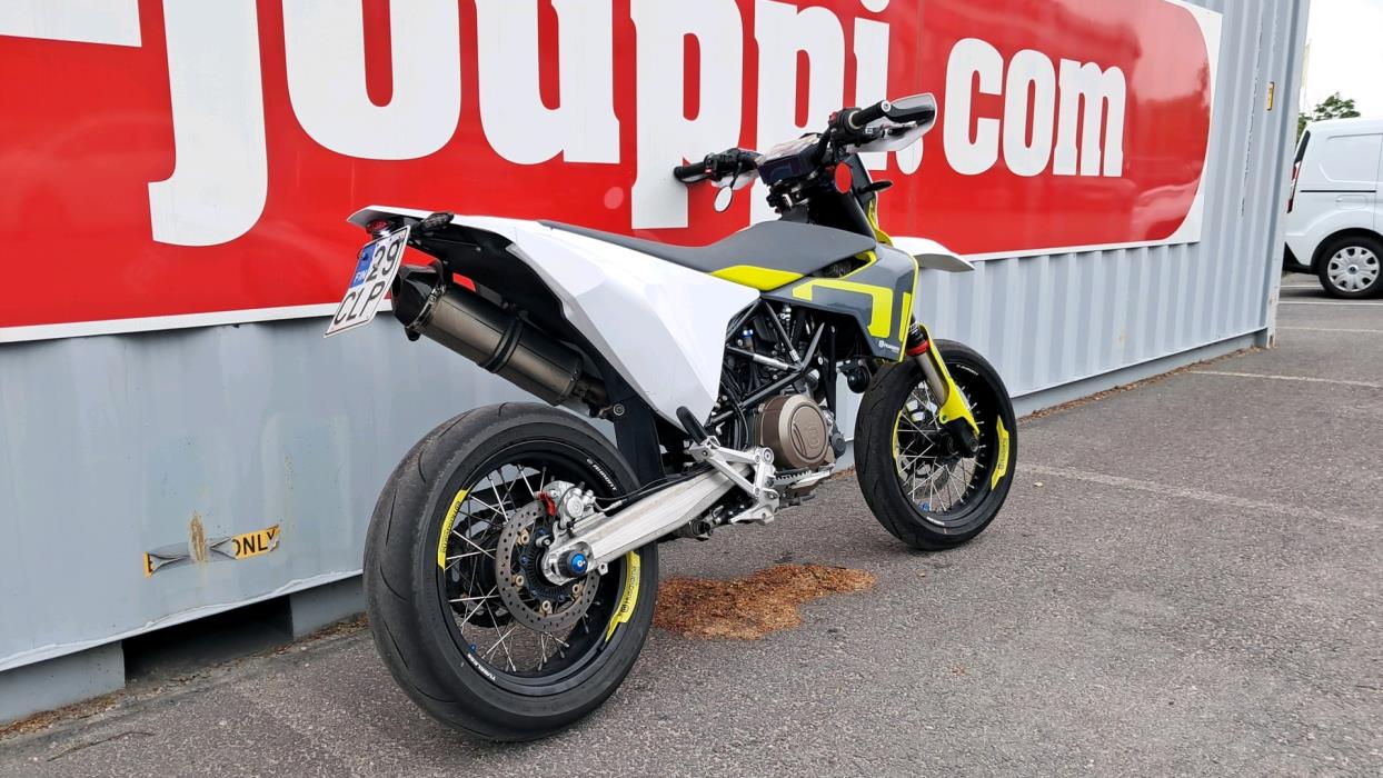 HUSQVARNA 701 2021