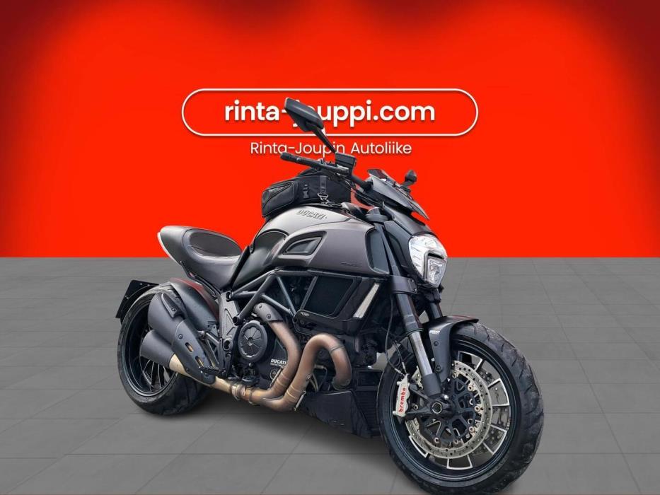 DUCATI Diavel 2015